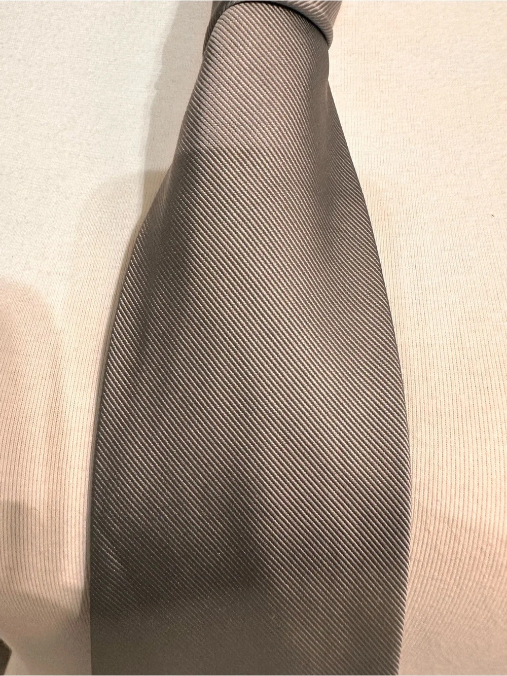 Classic Men's Solid Gray Silk Tie Jo’s a bank
